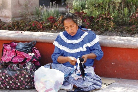 Indígenas aprenderán inglés para abrir su mercado