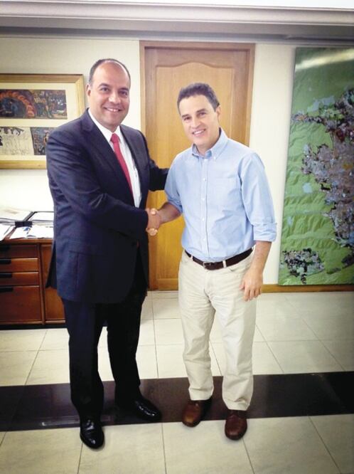 Loyola se reúne  con alcalde de Medellín