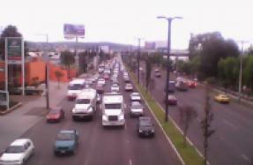 Registran carga vial en regreso a clases