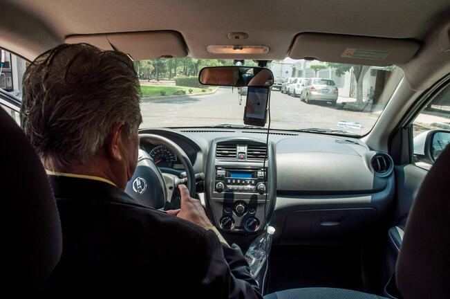 Querétaro tendrá padrón con todos los taxis y operadores de Uber y DiDi 