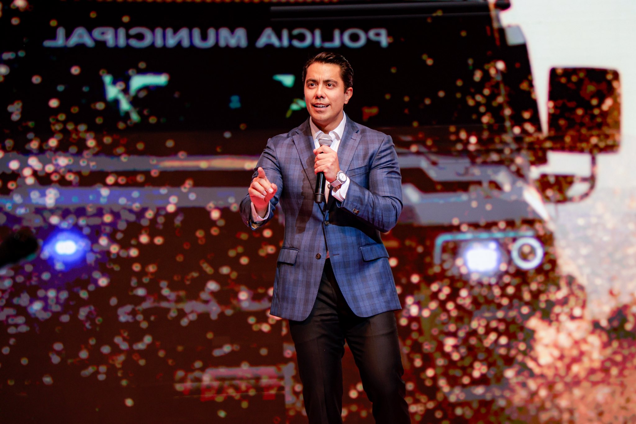 Alcalde de Querétaro condena el asesinato del presidente municipal de Uruapan, Michoacán