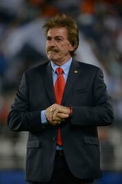 Exigen menos extranjeros