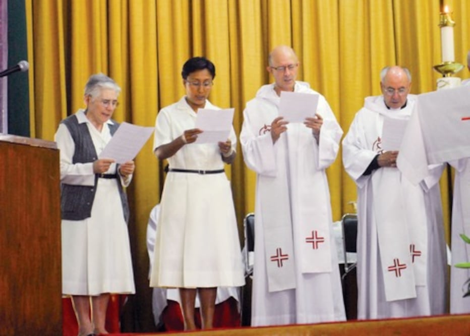 Encabeza  obispo la  renovación de votos de curas