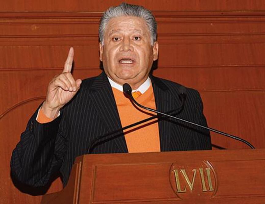 Urge renovar Constitución