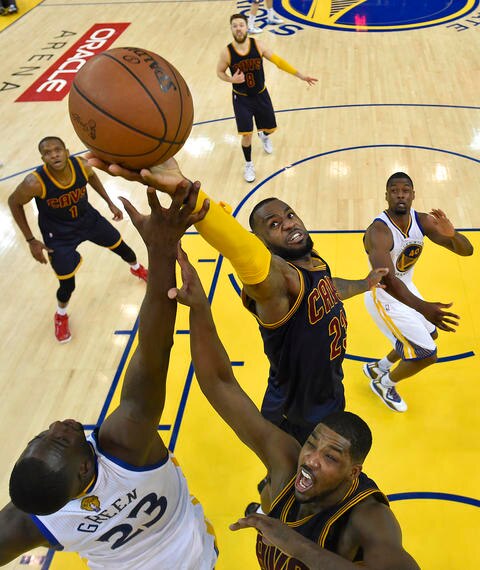 James contra la maldición