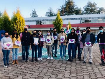 Entrega UAQ 262 tabletas a estudiantes