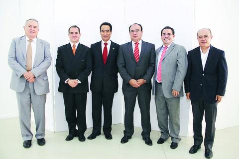 Buscan ser modelo en capacitación