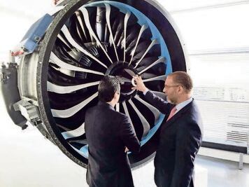 Se concreta la llegada de dos automotrices