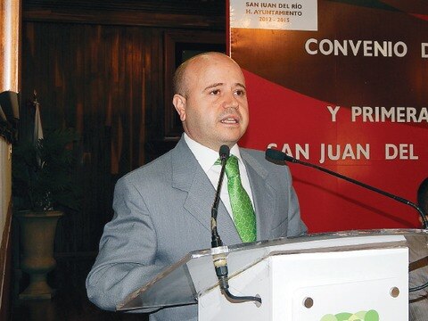 Cumple SJR en transparencia