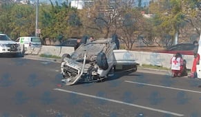 Volcadura en centrales de Bernardo Quintana