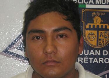 Lo detienen por golpear a su esposa