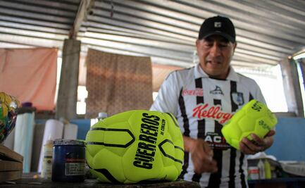 Fabricante de balones, un oficio que agoniza