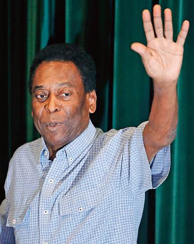 Pelé, entero; quiere ‘jugar’ los Olímpicos