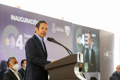 Gobernador de Querétaro sigue firme en evitar hablar del caso Lozoya