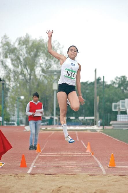 Queretanos dan todo en eliminatoria estatal