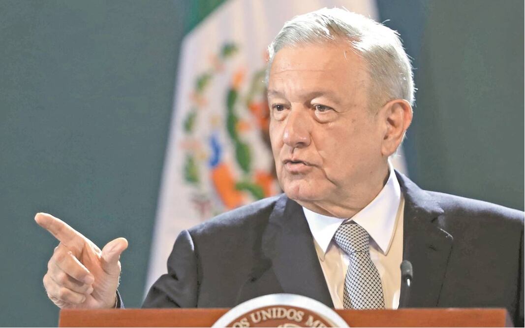 AMLO llama a FRENAAA y “conservadores” a la calma y protesta pacífica