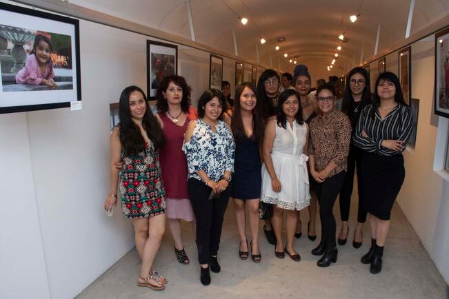 Mujeres retratan a otras mujeres