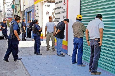 Investigarán robos a comercios