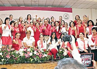 Crean escuela de mujeres en gobierno 