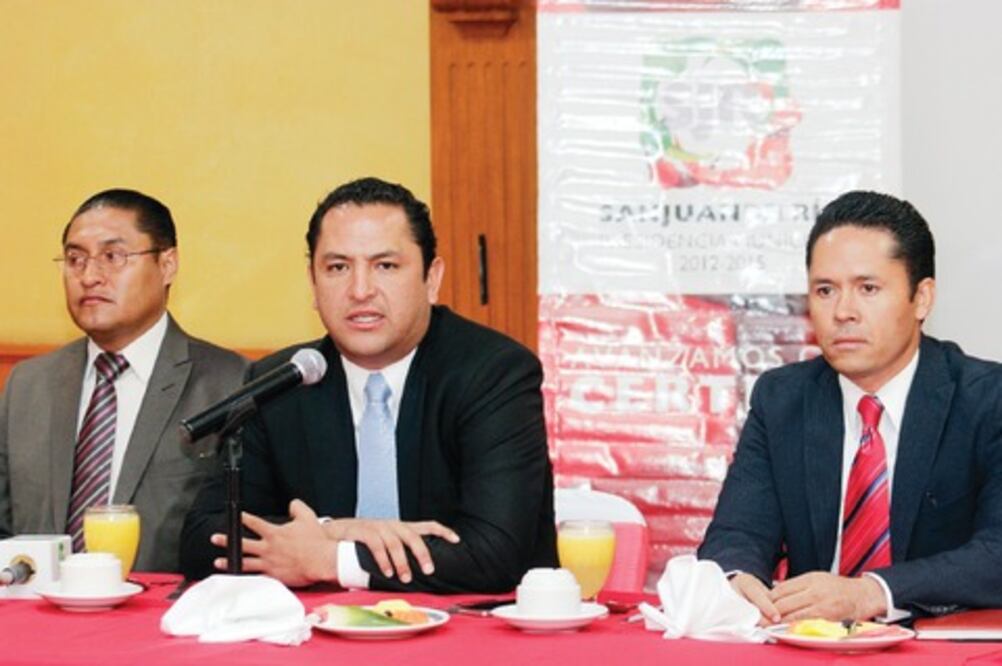 Ofrecen mejorar prestaciones y sueldo a agentes 