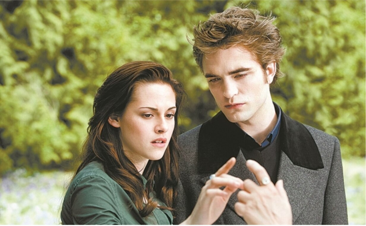 "Crepúsculo" está de regreso con su versión más oscura, “Midnight Sun”