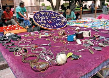 Proyectan crear mercado artesanal