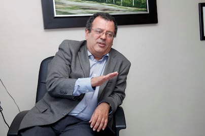 Sueldo de Gilberto Herrera, superior al de Francisco Domínguez