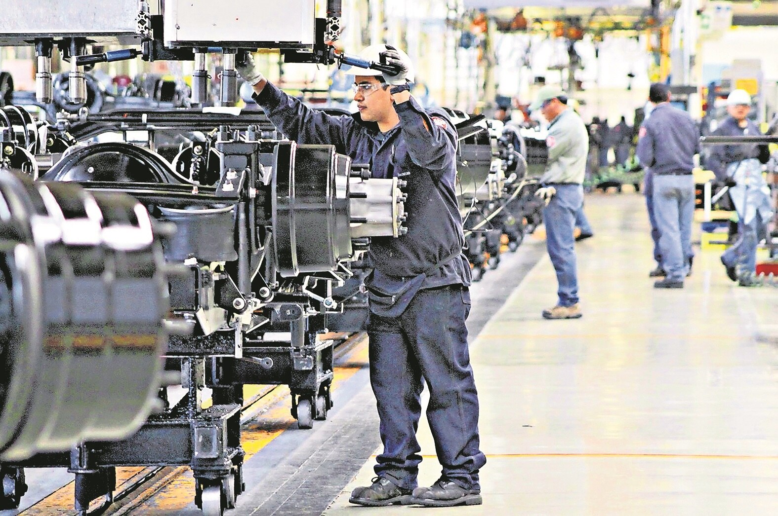 Pide Coparmex aumentar a $95.24 el salario mínimo