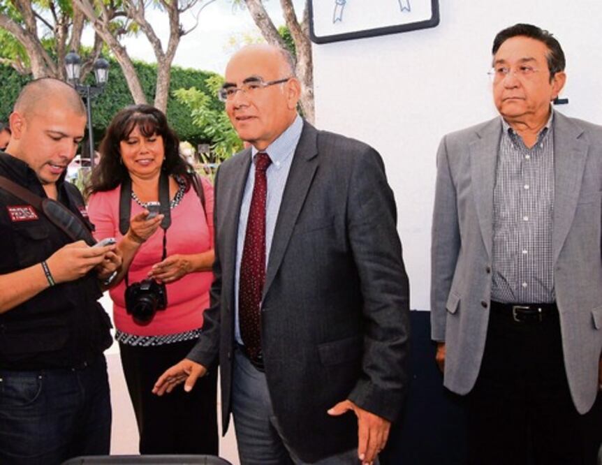 Becas a alumnos de Corregidora 