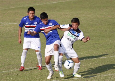 Triunfan Gallos en duelo queretano