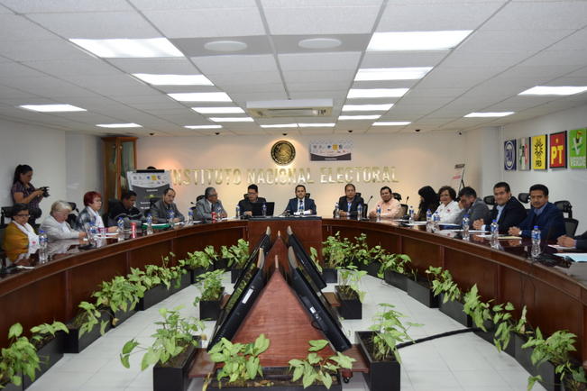 Conforman colectivo para vigilar elecciones