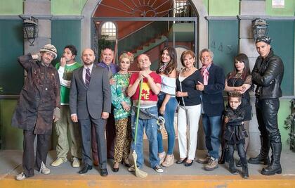 Televisa sonríe de noche... muy noche 