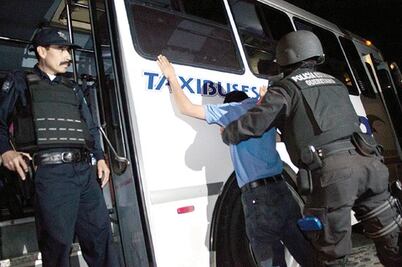 Hacen revisión al transporte 