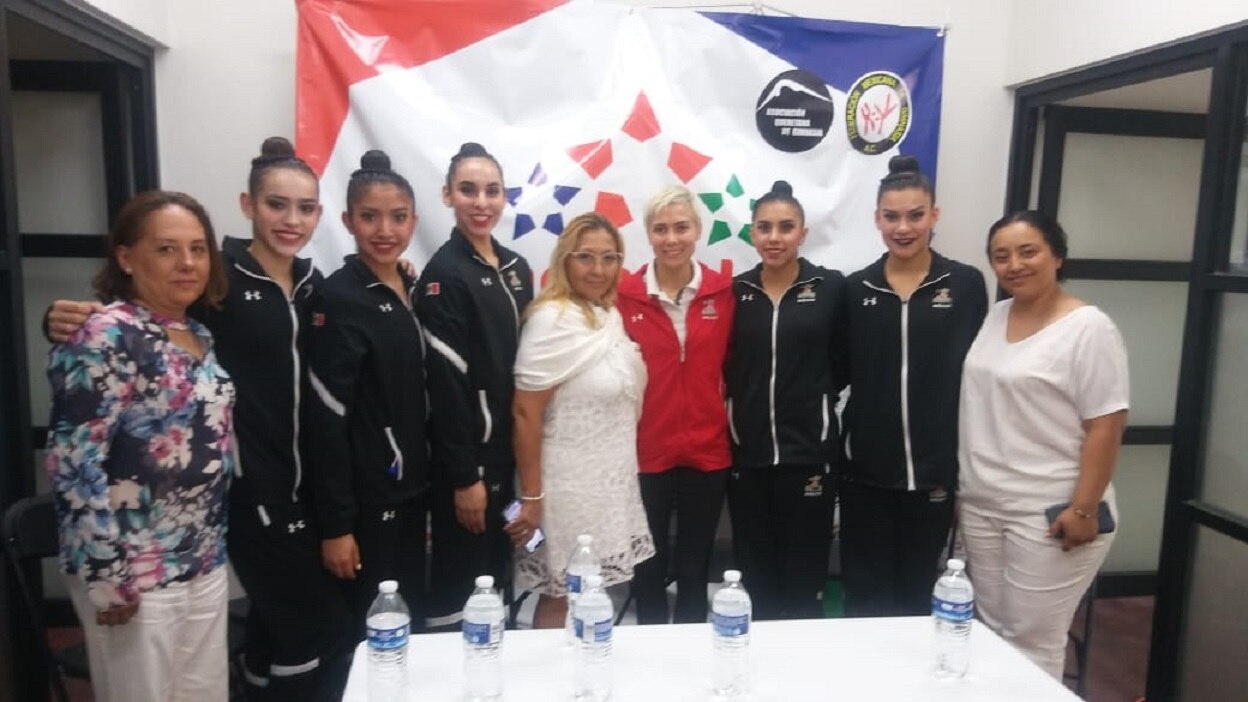 Reciben a gimnastas
