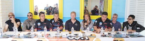 Espectáculo por cielo y tierra