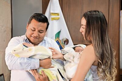 DIF de Querétaro celebra dos adopciones de menores; son las primeras de 2024 