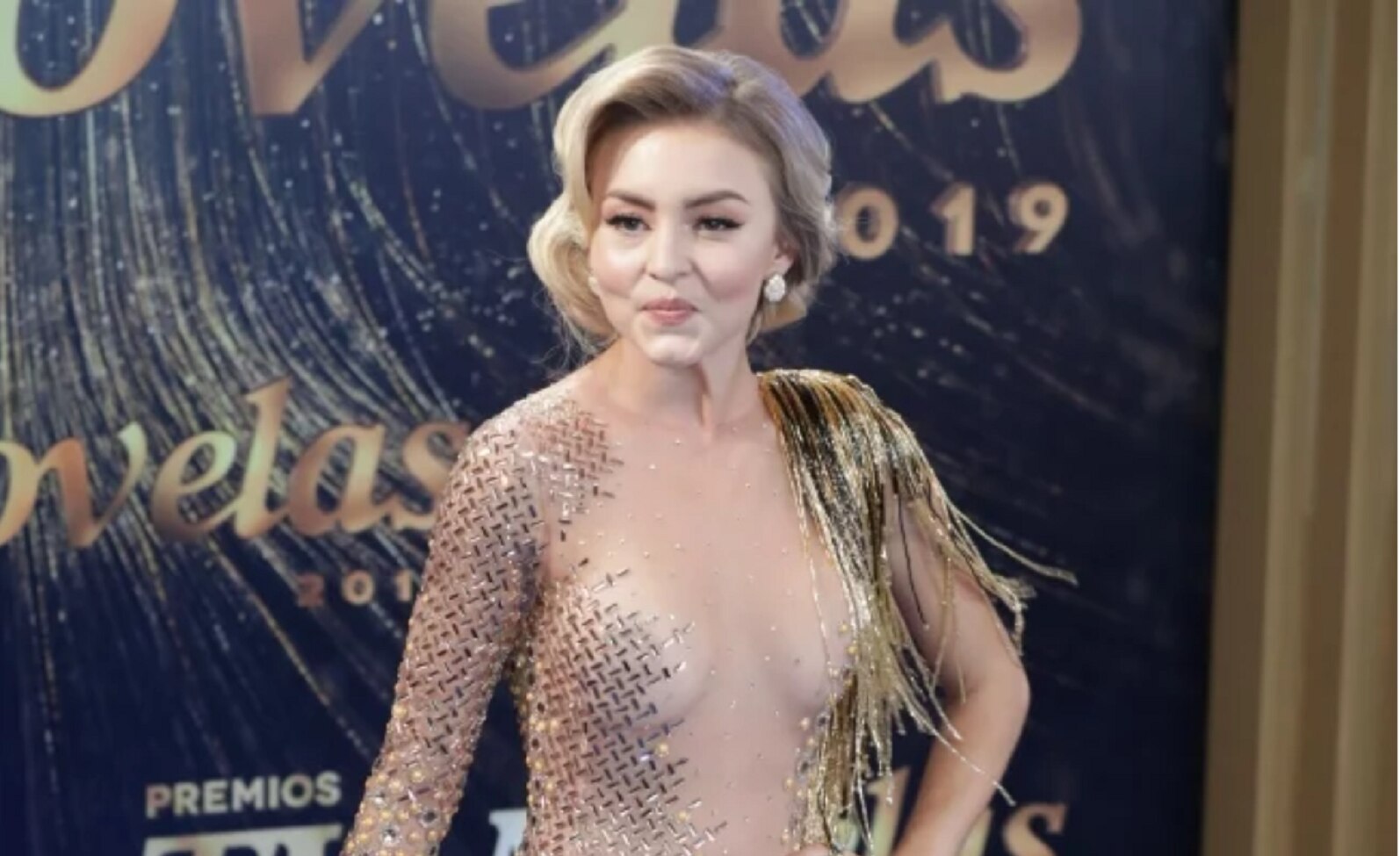 Diseñadores aclaran qué sucedió con el vestido de Angelique Boyer