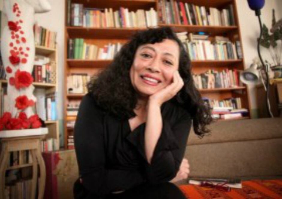 Ana Clavel gana Premio