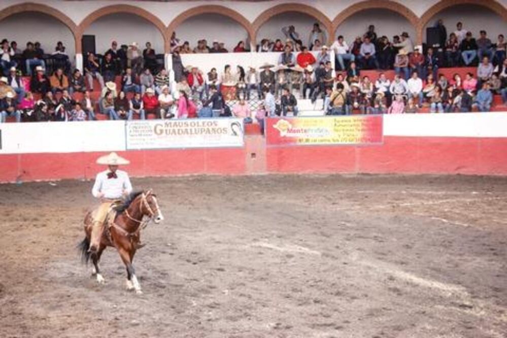 Plaza de toros en SJR deteriorada