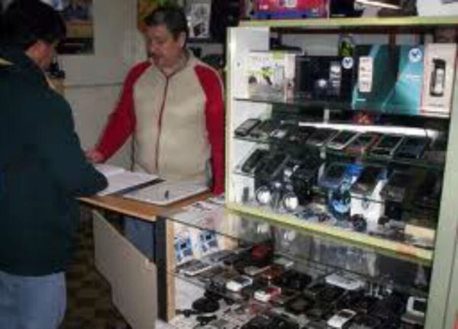 Ventas mundiales de celulares caen en 2012