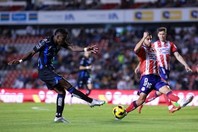 Gallos Blancos se lleva el Clásico de la 57 al derrotar al Atlético San Luis