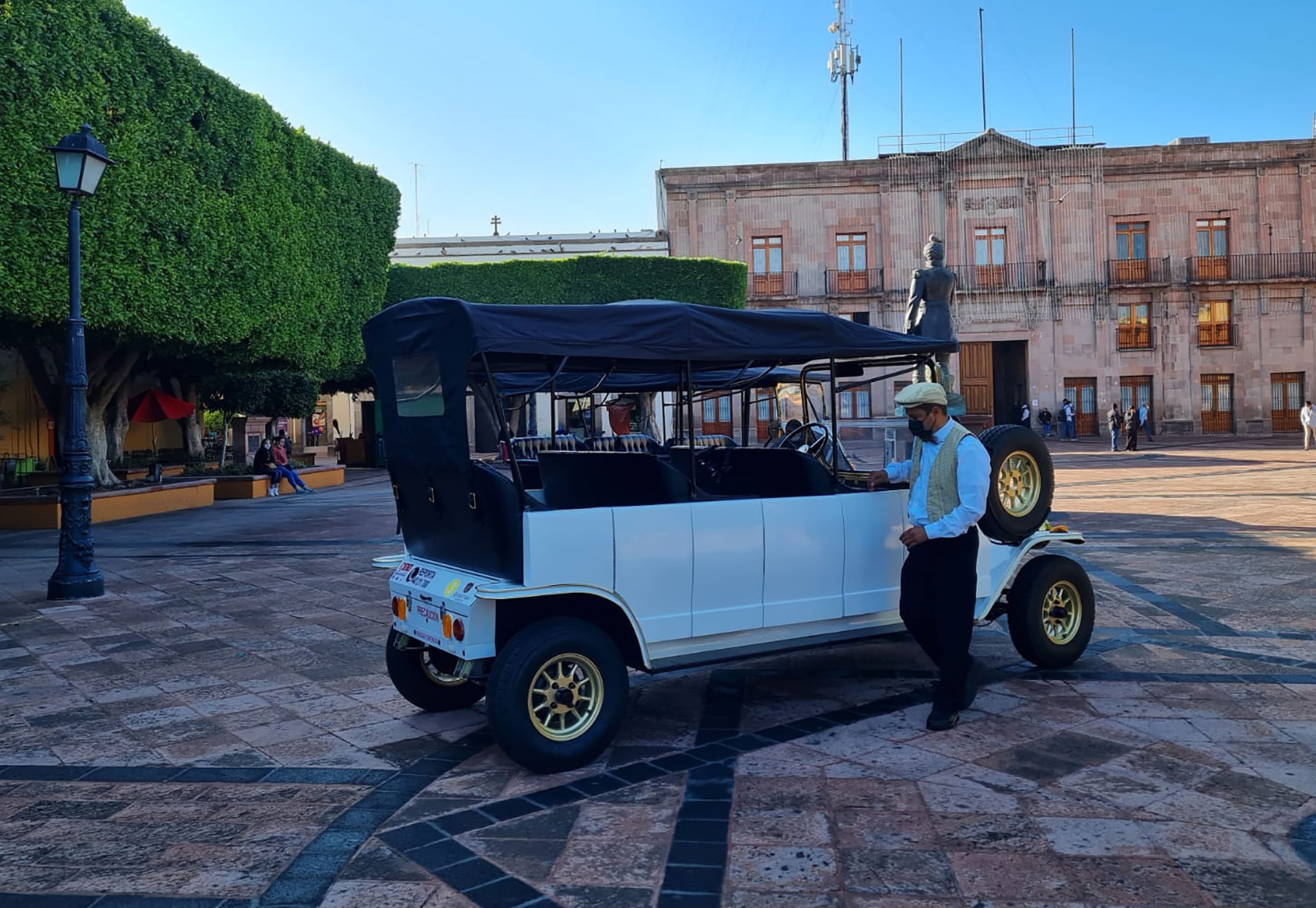 Las Diligencias, autos clásicos y eléctricos para conocer Querétaro 