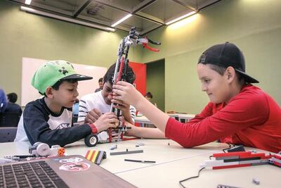 Inculca seguridad en niños con la robótica