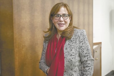 Morena Querétaro impugna registro de Yeidckol Polevnsky