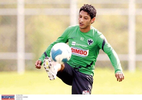 Ángel Reyna queda sin arreglo con Chivas