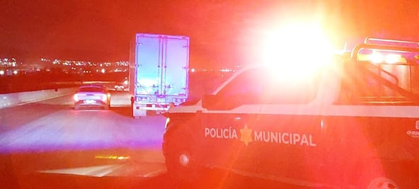 Detienen a dos hombres por asalto a conductor de camioneta de carga en Querétaro