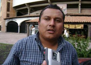 Demandan a ex alcalde de Colón