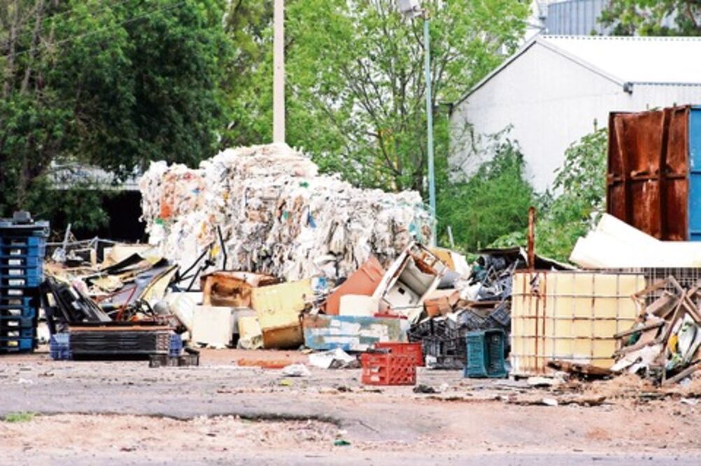 Ven oportunidad en plásticos