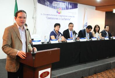 Organiza PAN encuentro sobre familia