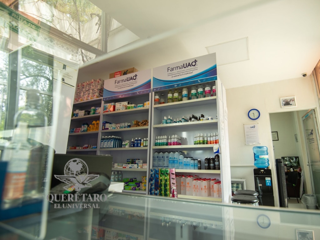 FarmaUAQ celebra ocho años de historia